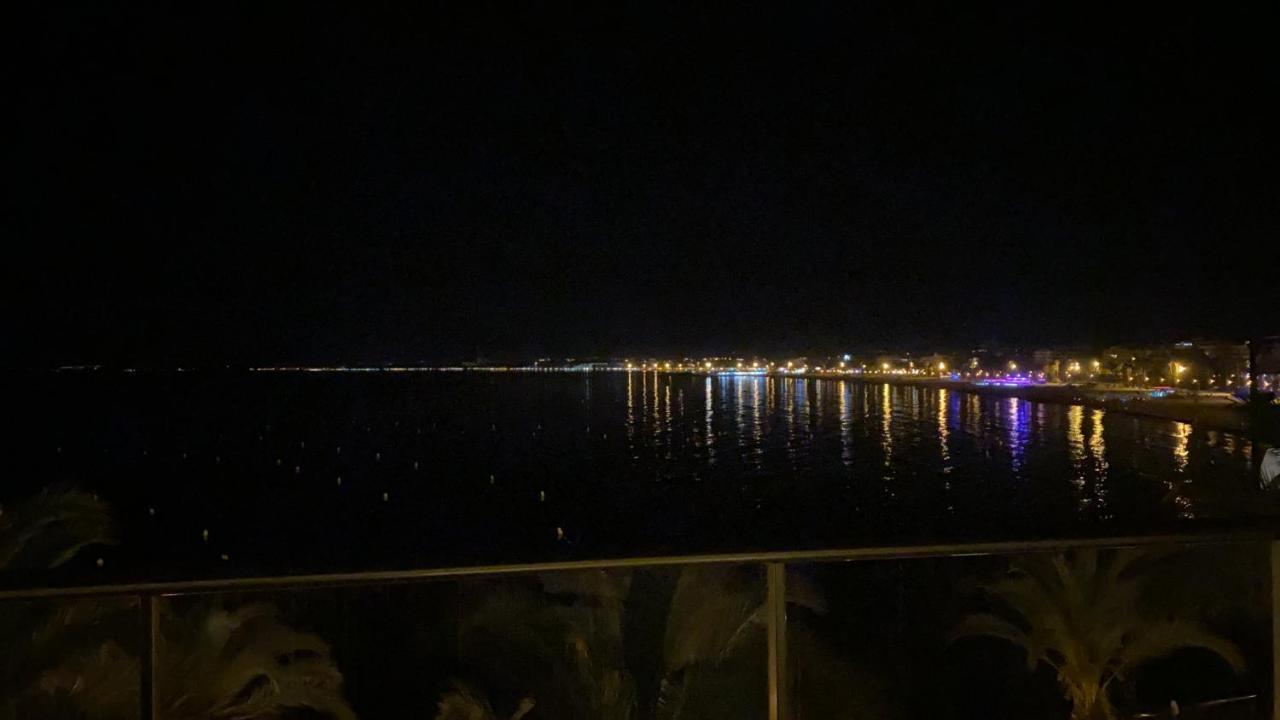 Apartamento Vista Mar Салоу Экстерьер фото
